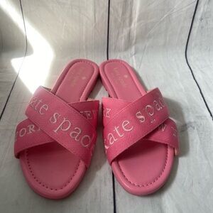 Sz 6 Kate Spade pink blossom piper slides w/canvas upper & embroidered branding